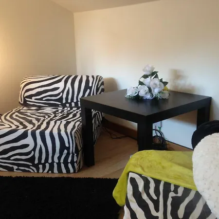 My Little House Apartment
